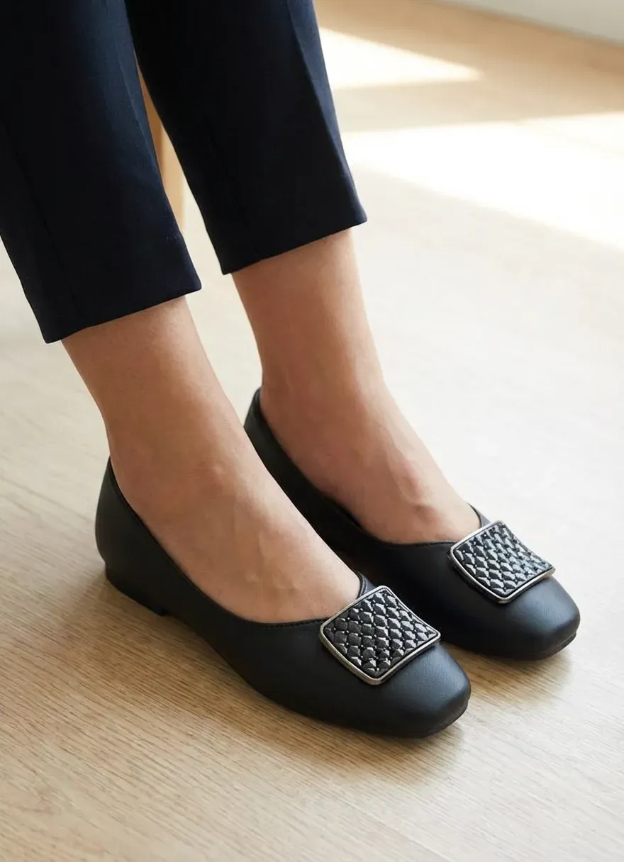 تصویر پروو شده از کفش کالج اسپرت دخترانه مدل نگین